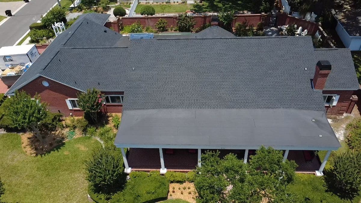 Asphalt Shingles in Central Florida: What Every Homeowner Should Know